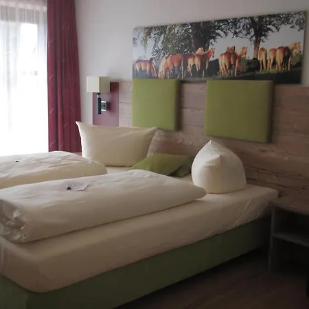 哈弗林格霍夫酒店 3* Roßhaupten