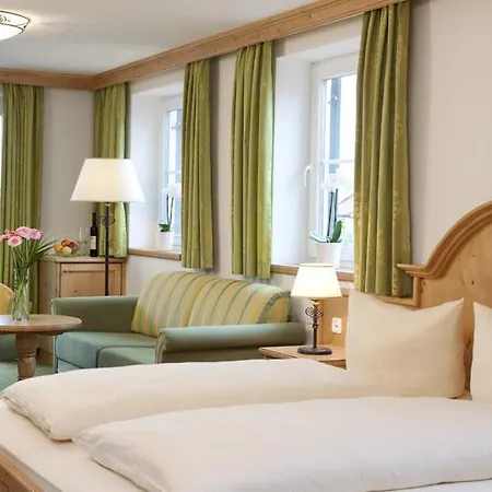 Отель Haflingerhof 3*